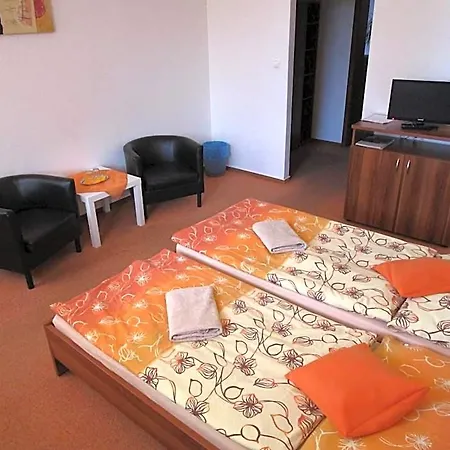 Salur Bed & Breakfast Nove Zamky