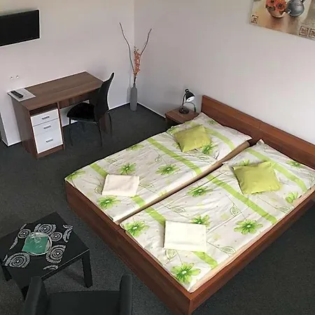 Bed & Breakfast Salur Nove Zamky